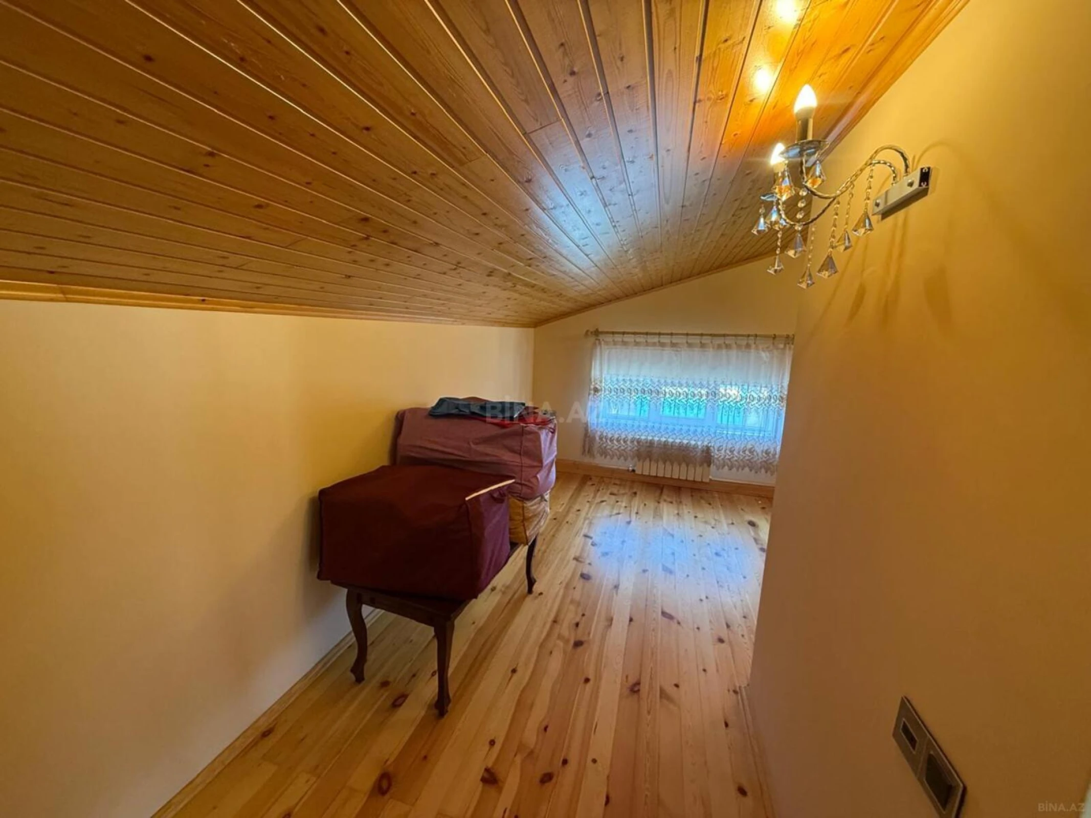 Satılır 4 otaqlı həyət evi 120 m²