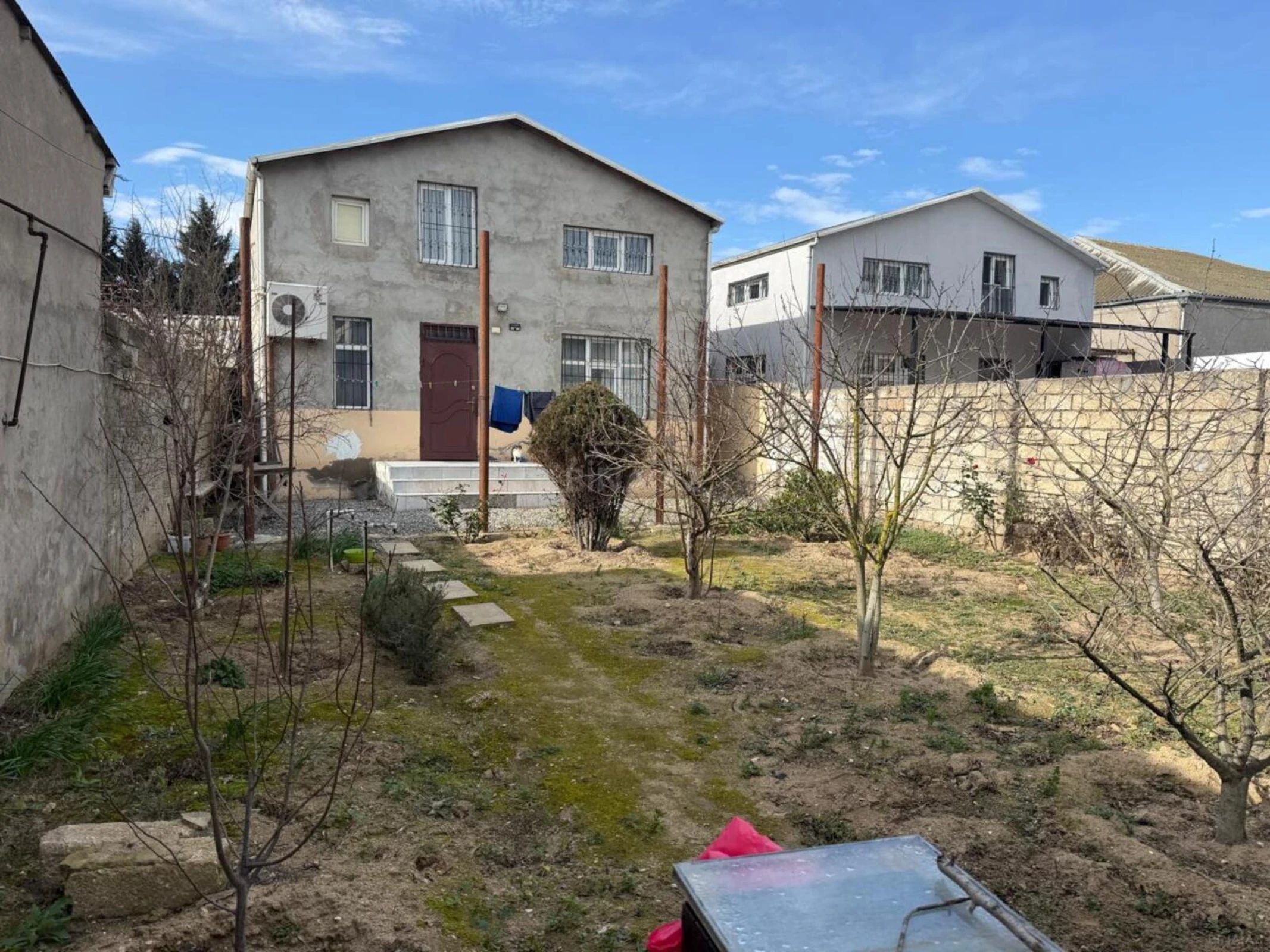 Satılır 4 otaqlı həyət evi 120 m²