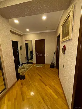 Satılır 2 otaqlı mənzil 92 m²