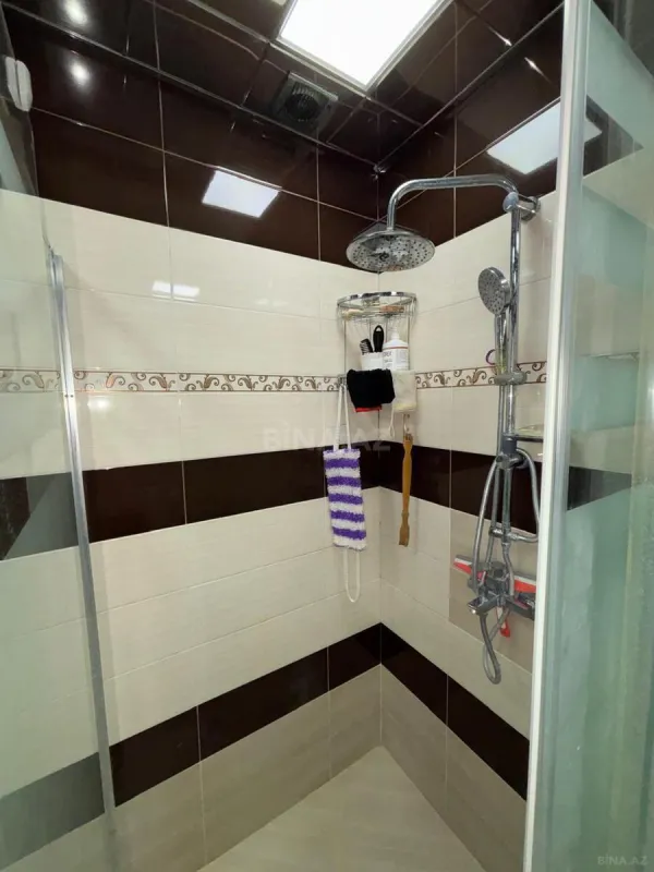 Satılır 2 otaqlı mənzil 92 m²