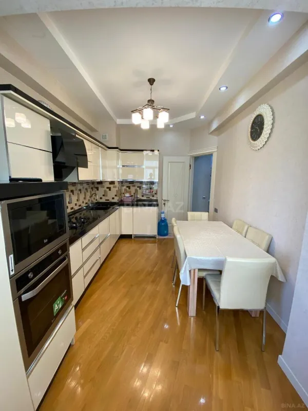 Kirayə verilir 3 otaqlı mənzil 90 m²