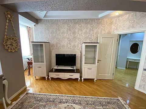 Kirayə verilir 3 otaqlı mənzil 90 m²