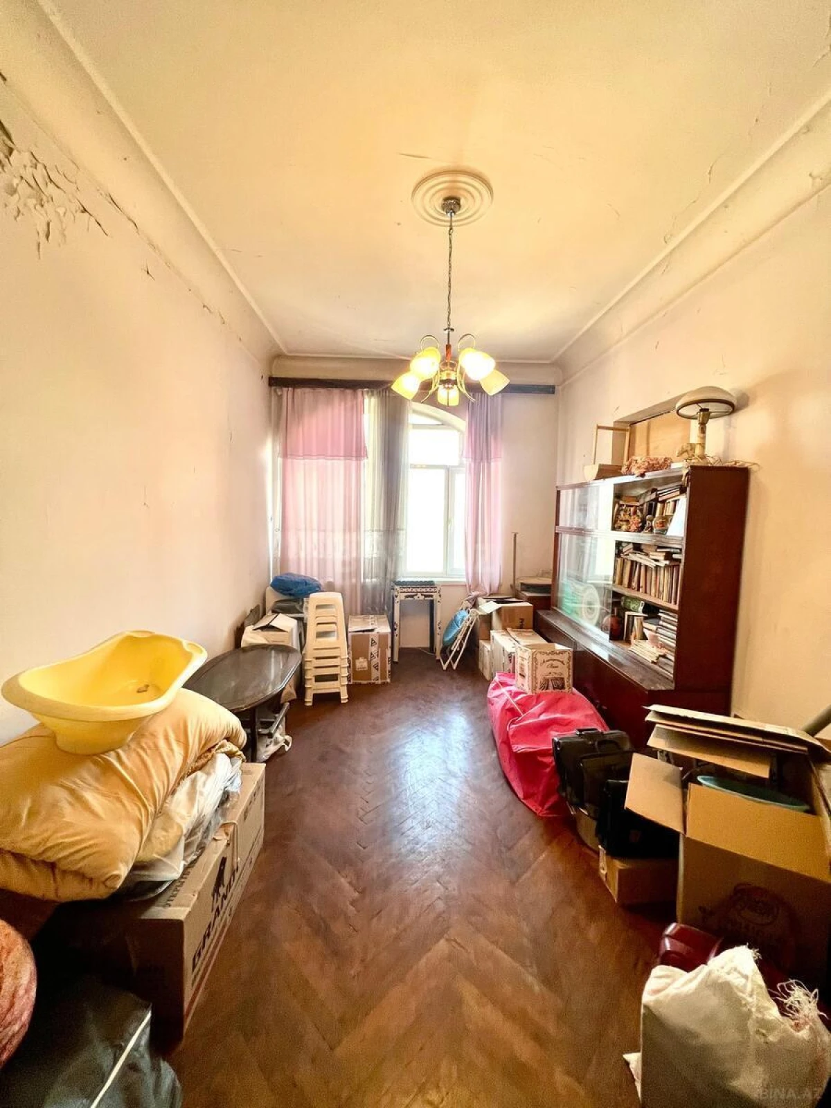 Satılır 3 otaqlı mənzil 105 m²