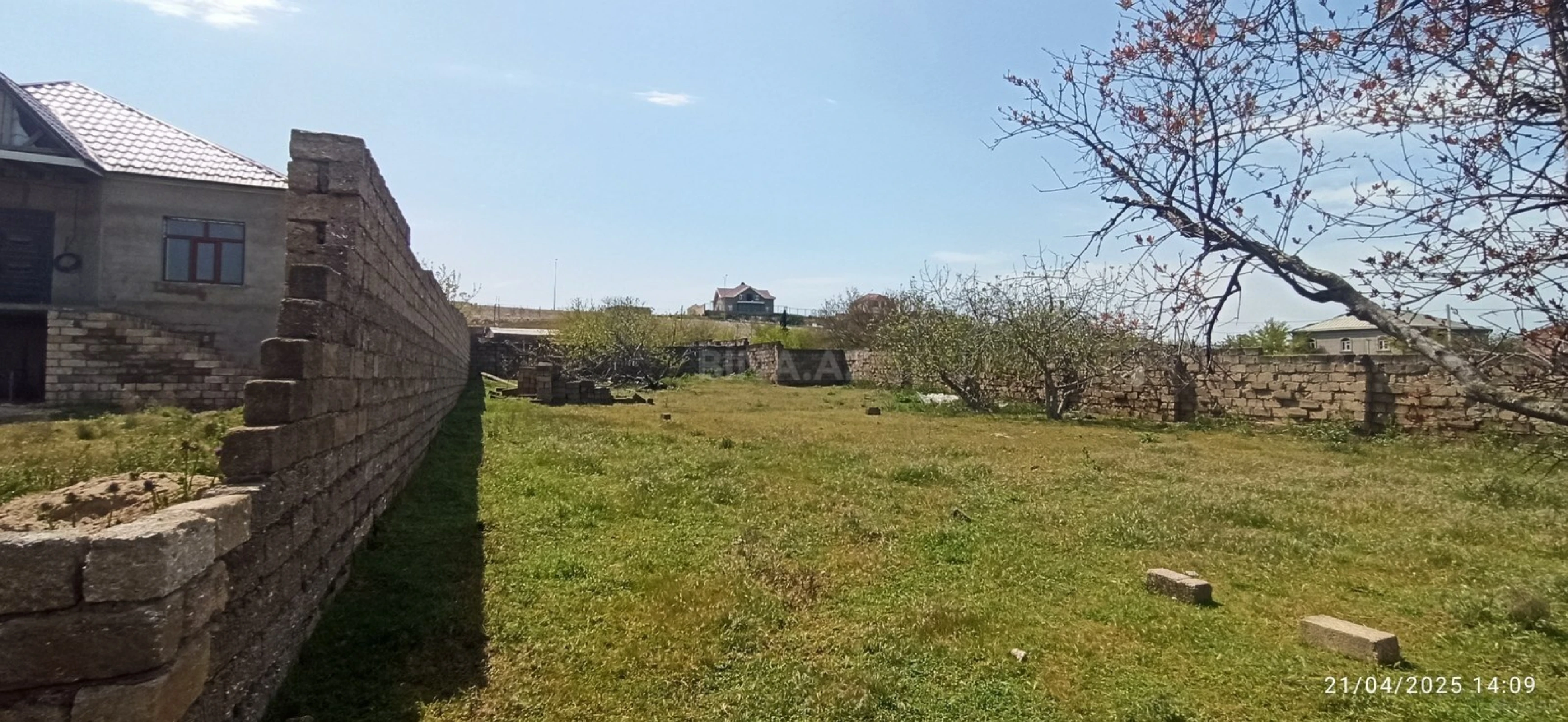 Satılır torpaq sahəsi 7 m²