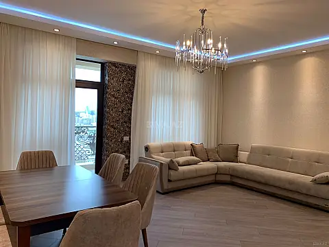 Kirayə verilir 2 otaqlı mənzil 100 m² — Bakı, İnşaatçılar 2 otaq 100.00 m²
