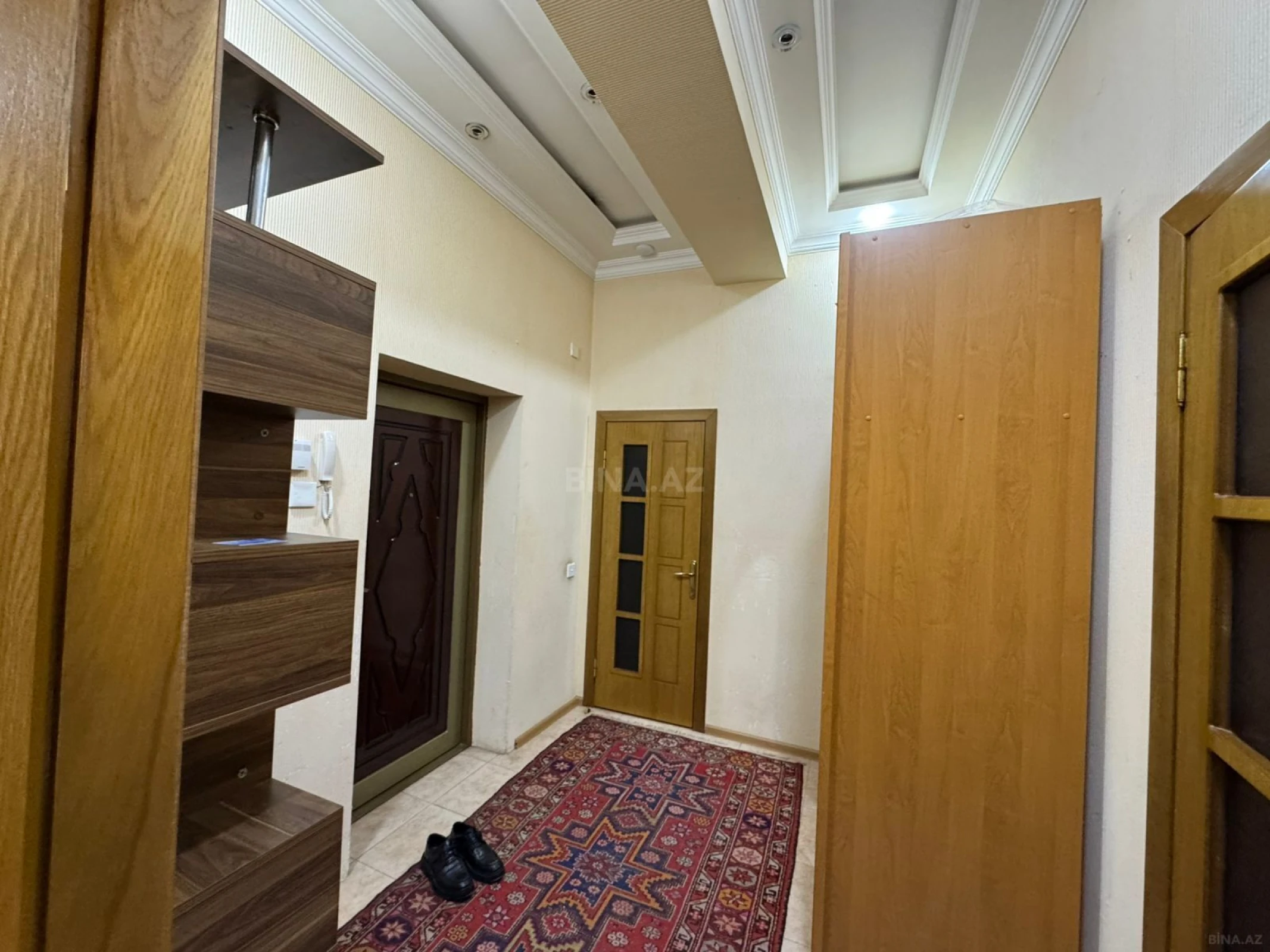 Kirayə verilir 2 otaqlı mənzil 60 m²