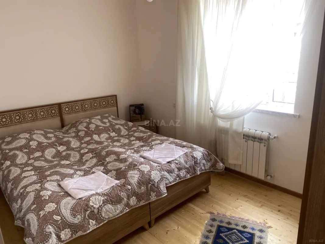 Satılır 5 otaqlı həyət evi 100 m²