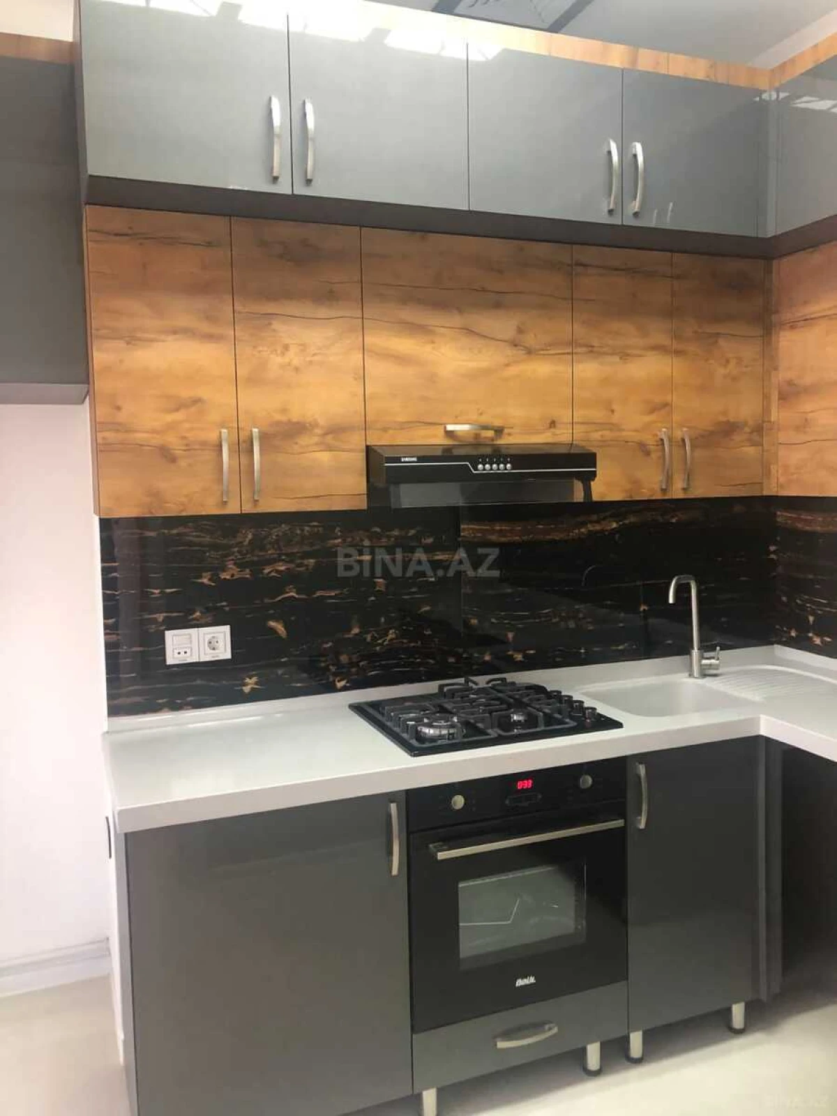 Kirayə verilir 2 otaqlı mənzil 65 m²