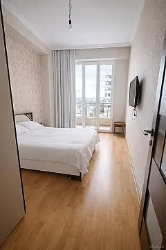 Satılır 2 otaqlı mənzil 70 m²