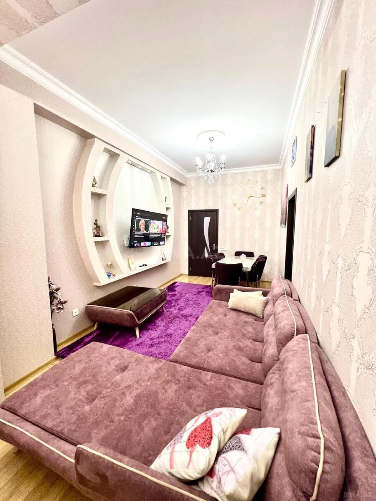 Satılır 2 otaqlı mənzil 56 m²