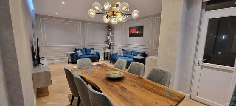 Satılır 3 otaqlı mənzil 115 m² — Bakı, İnşaatçılar 3 otaq 115.00 m²