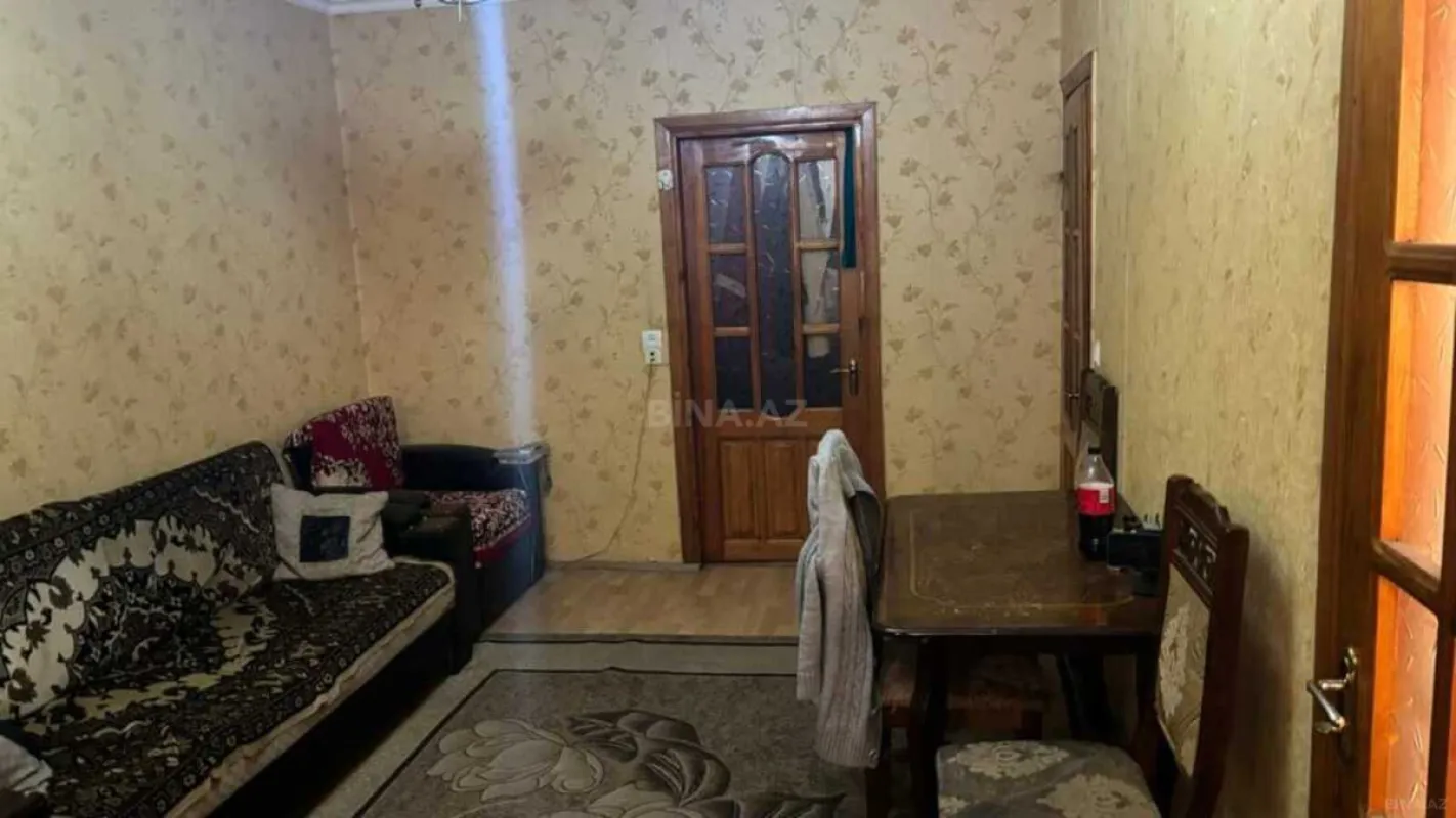 Kirayə verilir 2 otaqlı mənzil 85 m²