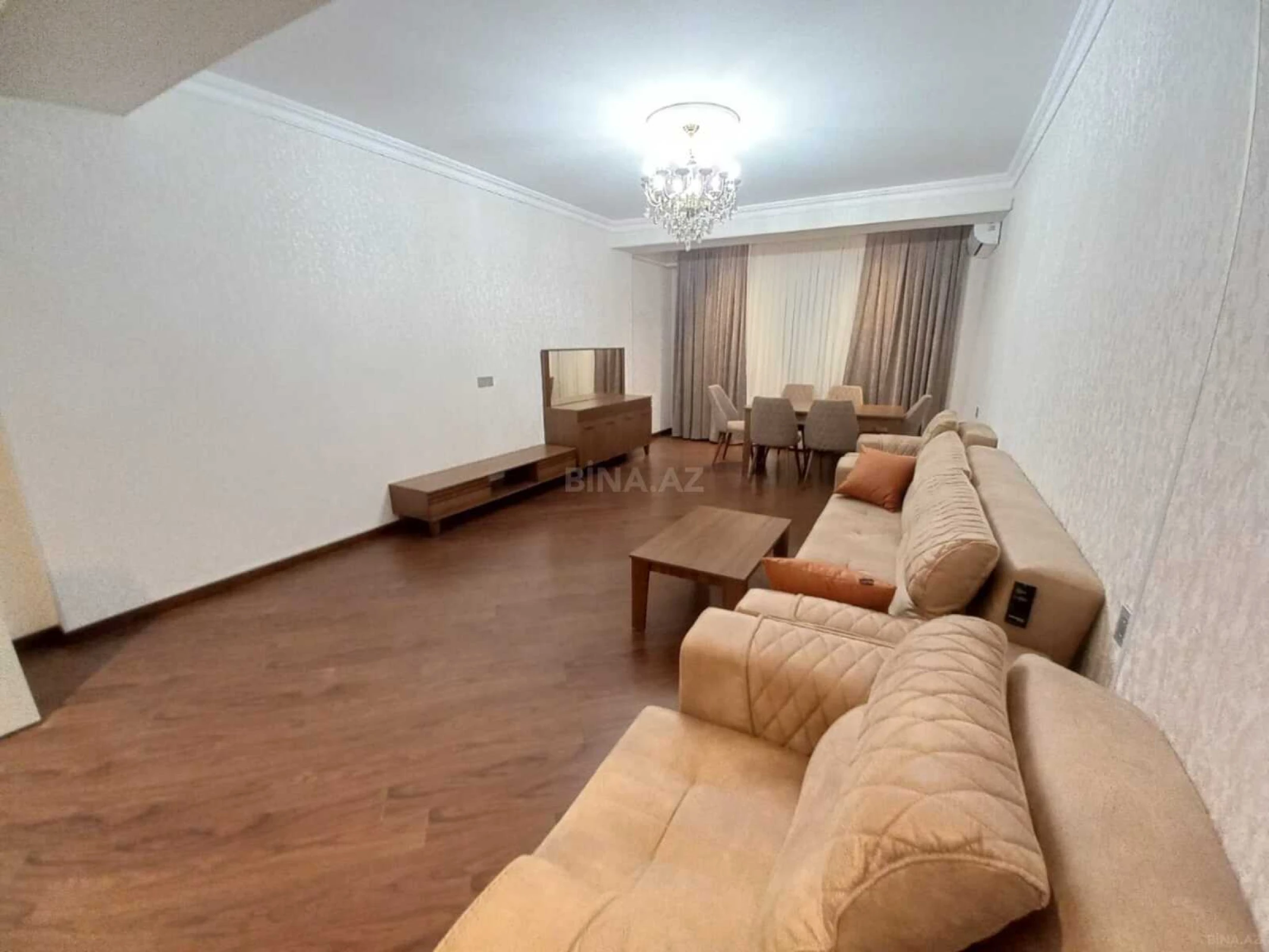 Kirayə verilir 3 otaqlı mənzil 130 m²