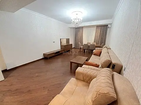 Kirayə verilir 3 otaqlı mənzil 130 m²
