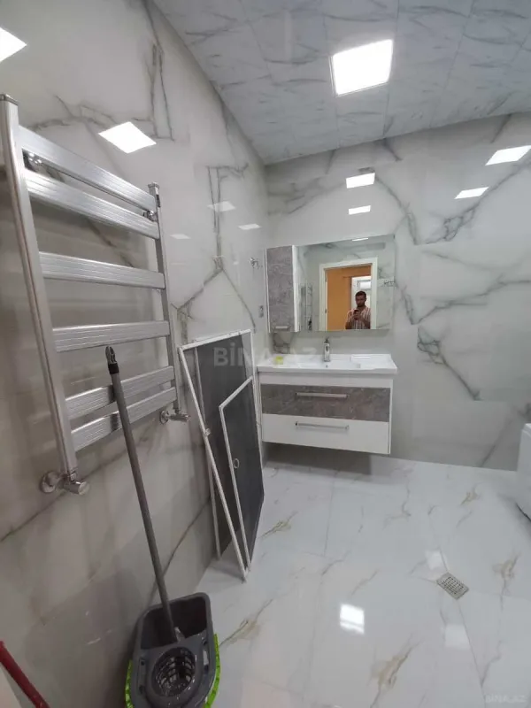 Kirayə verilir 3 otaqlı mənzil 130 m²