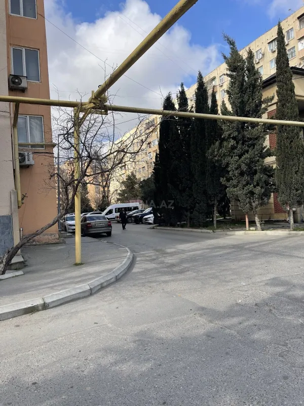 Satılır obyekt 320 m²