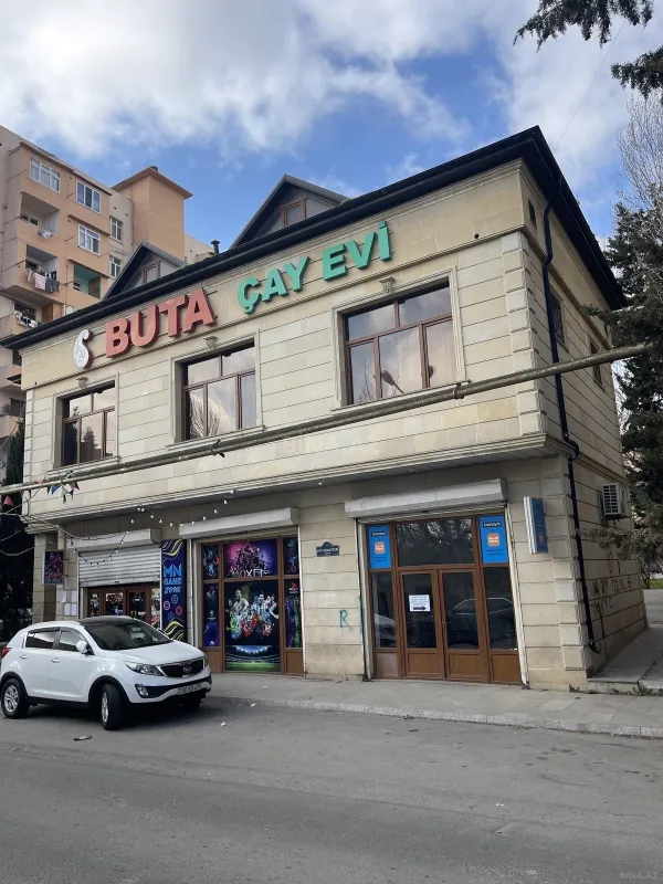Satılır obyekt 320 m²