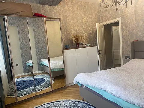 Kirayə verilir 2 otaqlı mənzil 78 m²
