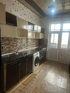 Kirayə verilir 2 otaqlı mənzil 69 m²