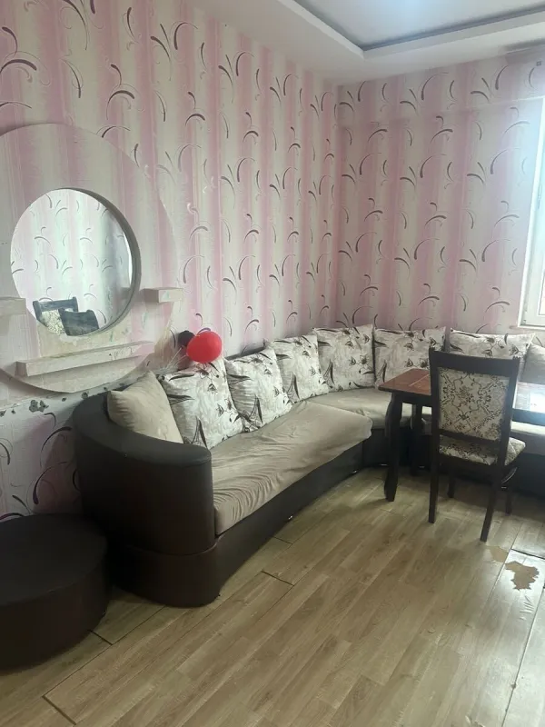 Kirayə verilir 2 otaqlı mənzil 69 m²