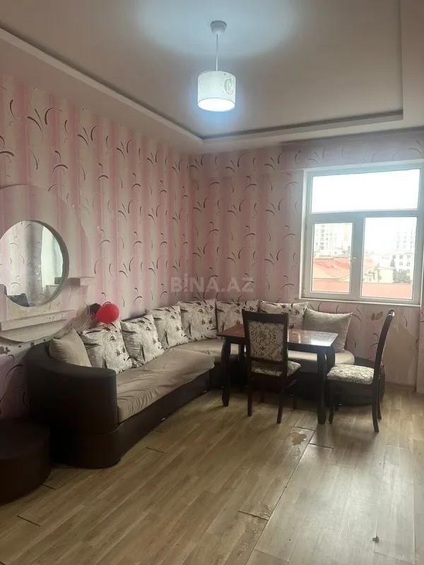 Kirayə verilir 2 otaqlı mənzil 69 m²