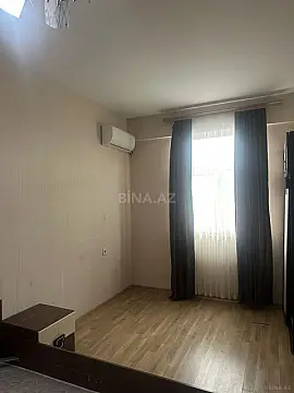 Kirayə verilir 2 otaqlı mənzil 69 m²