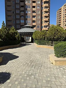 Satılır 2 otaqlı mənzil 83 m²