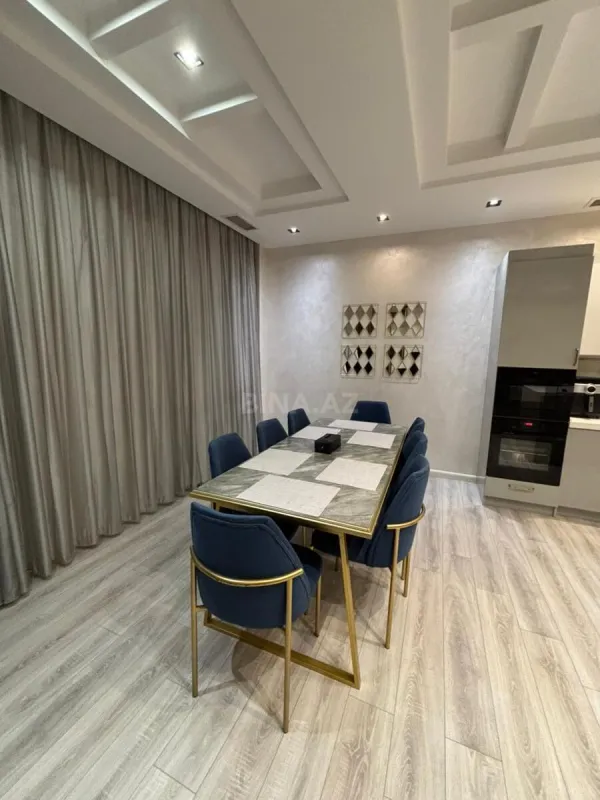 Kirayə verilir 2 otaqlı mənzil 110 m²