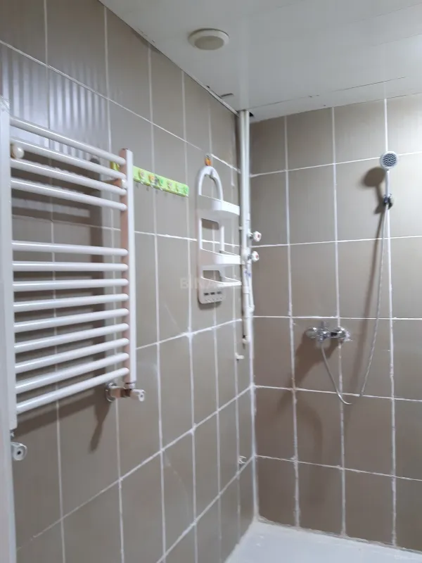 Kirayə verilir 1 otaqlı mənzil 38 m²