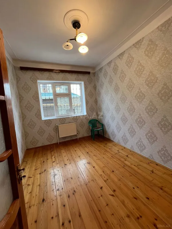 Satılır 5 otaqlı həyət evi 120 m²