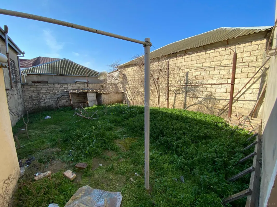 Satılır 5 otaqlı həyət evi 120 m²