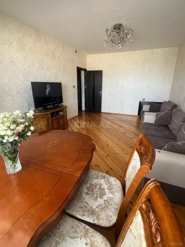 Satılır 3 otaqlı mənzil 67 m²