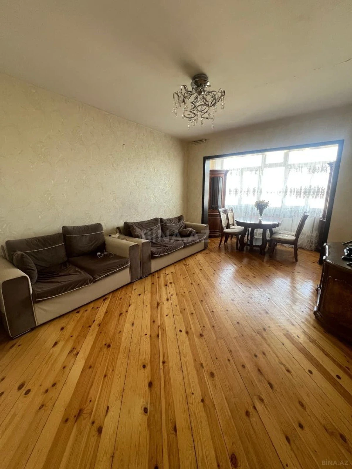 Satılır 3 otaqlı mənzil 67 m²