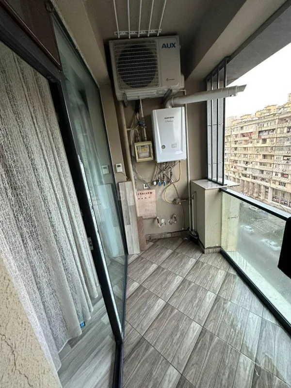 Kirayə verilir 2 otaqlı mənzil 57 m²