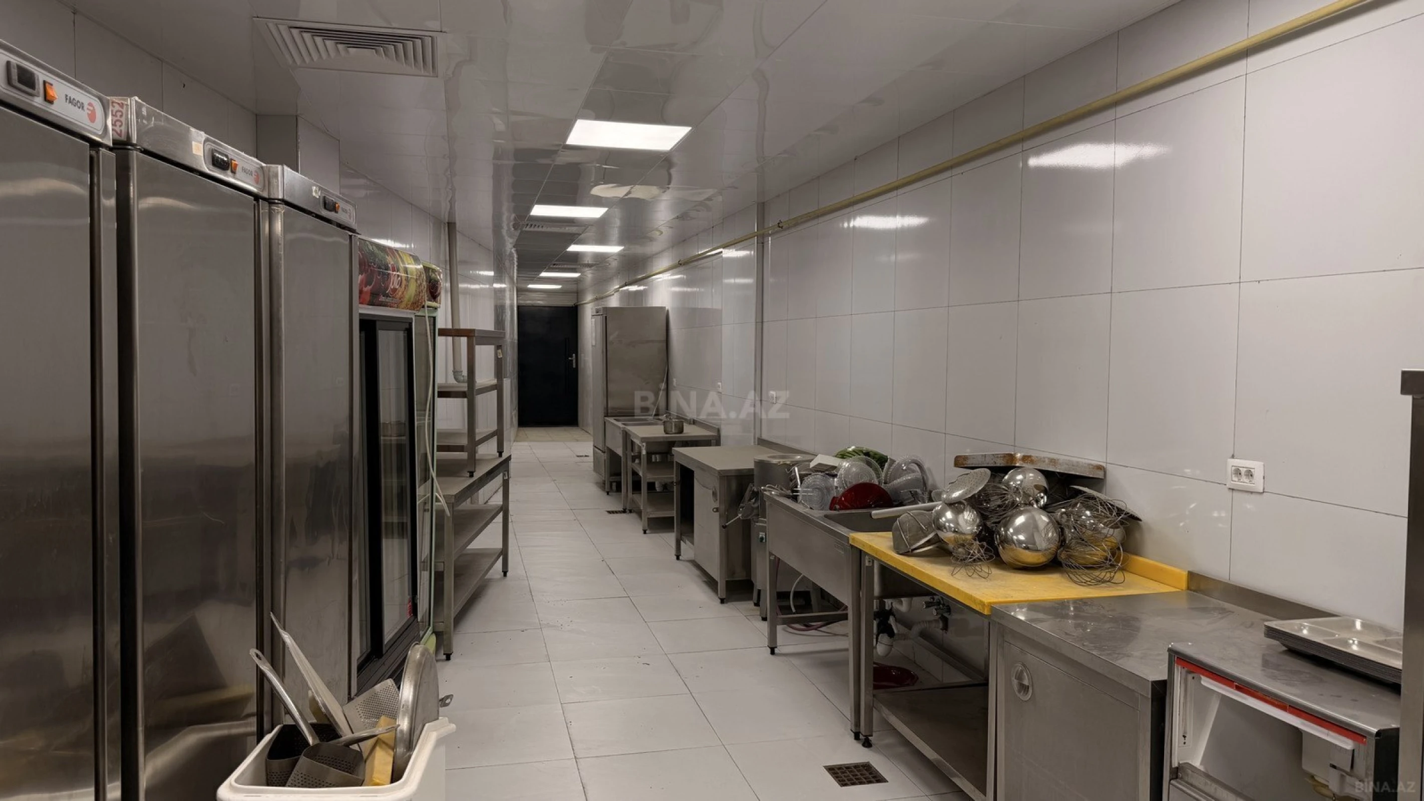 Kirayə verilir obyekt 600 m²