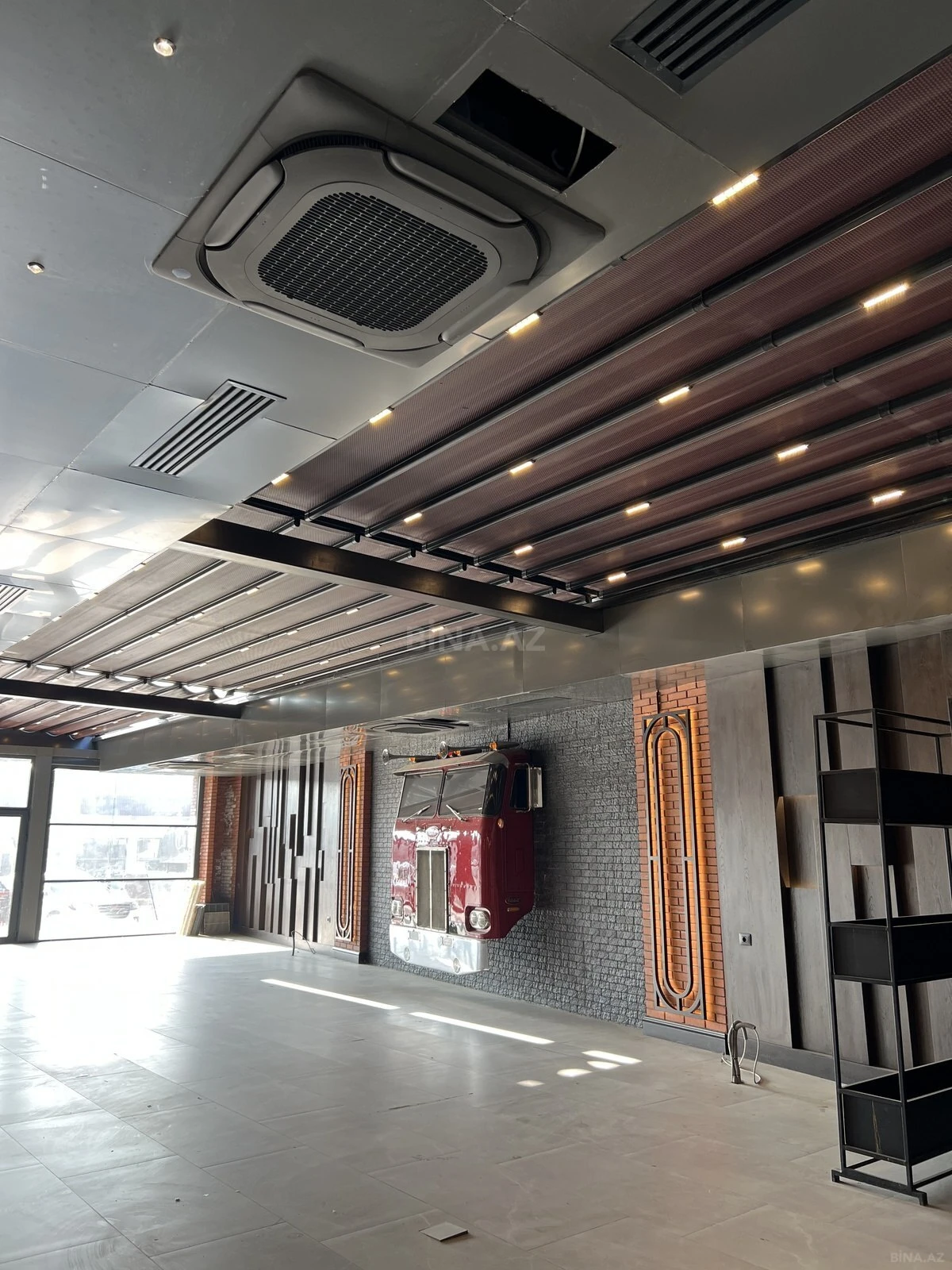 Kirayə verilir obyekt 600 m²