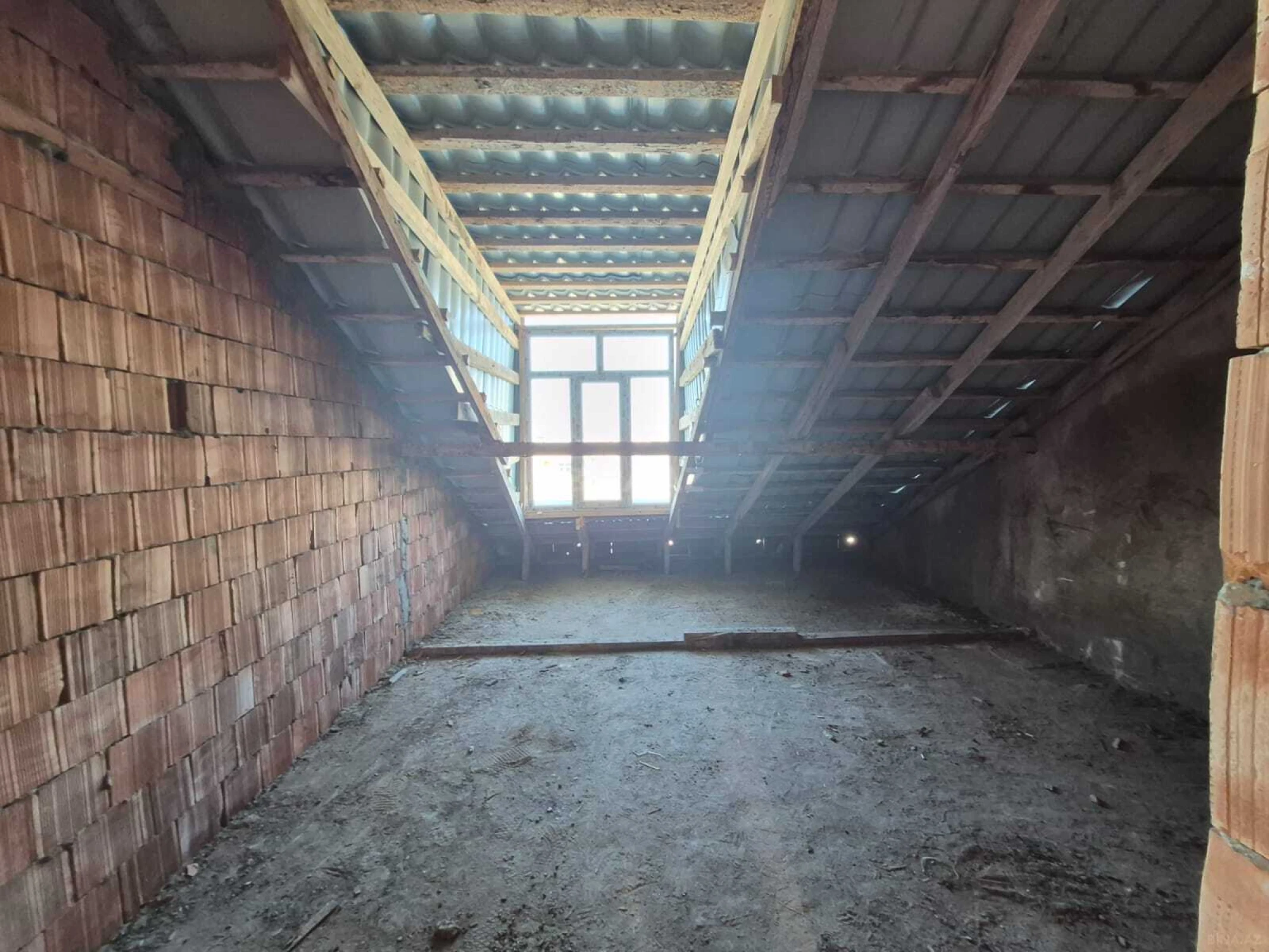 Satılır 2 otaqlı mənzil 73 m²