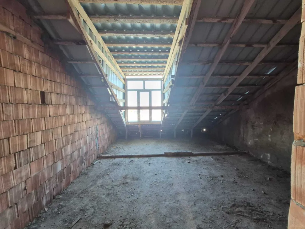 Satılır 2 otaqlı mənzil 73 m²