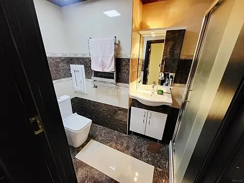 Satılır 2 otaqlı mənzil 50 m²