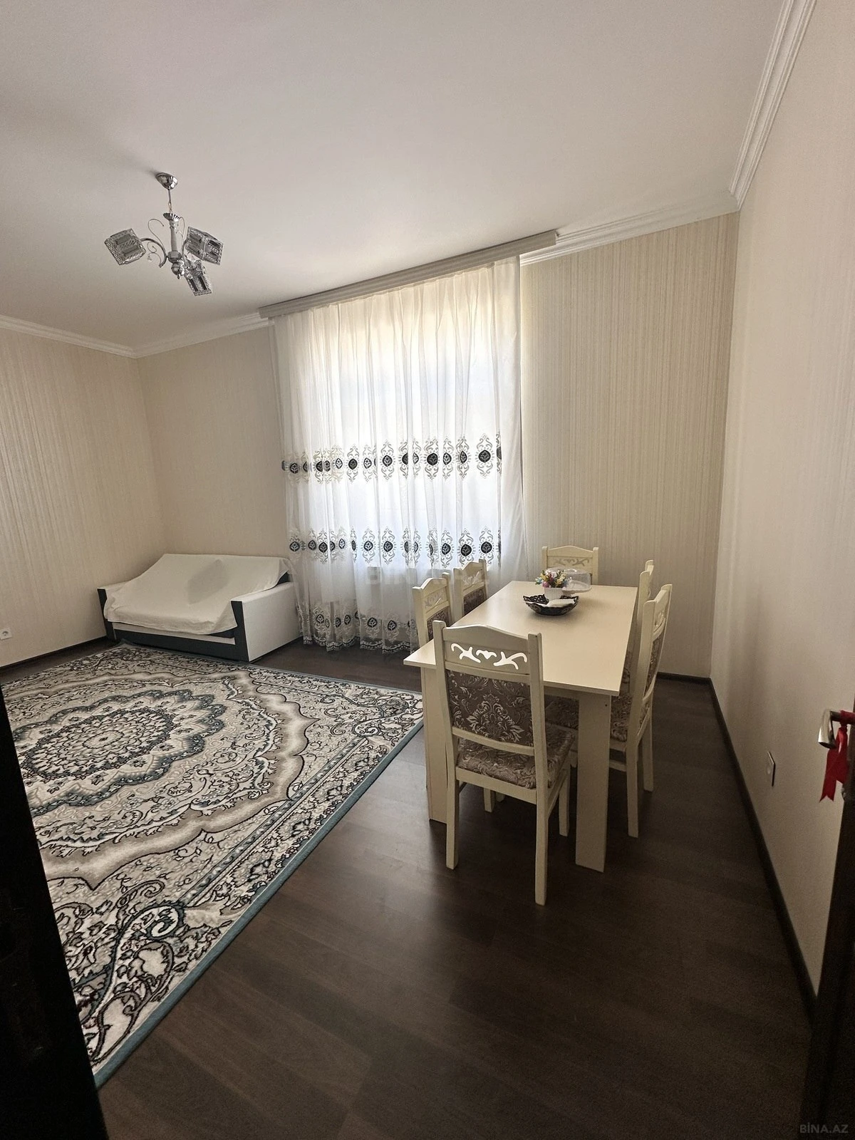 Kirayə verilir 3 otaqlı mənzil 80 m²