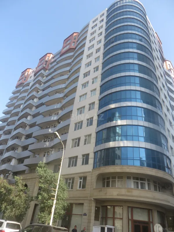 Kirayə verilir 2 otaqlı mənzil 90 m²