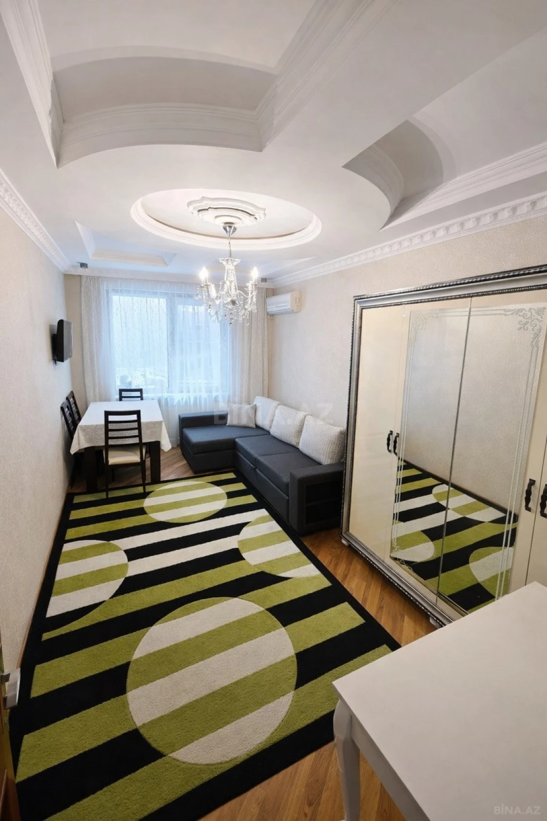 Satılır 2 otaqlı mənzil 52 m²