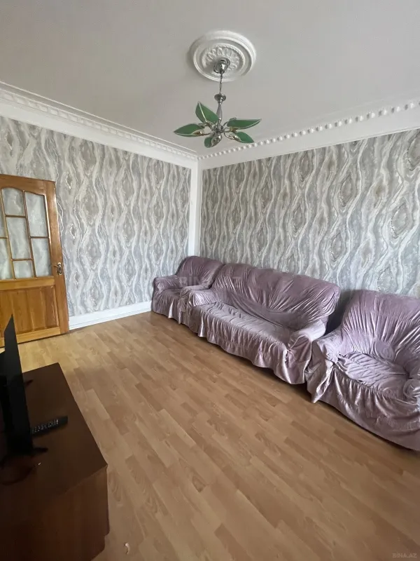 Kirayə verilir 2 otaqlı mənzil 50 m²
