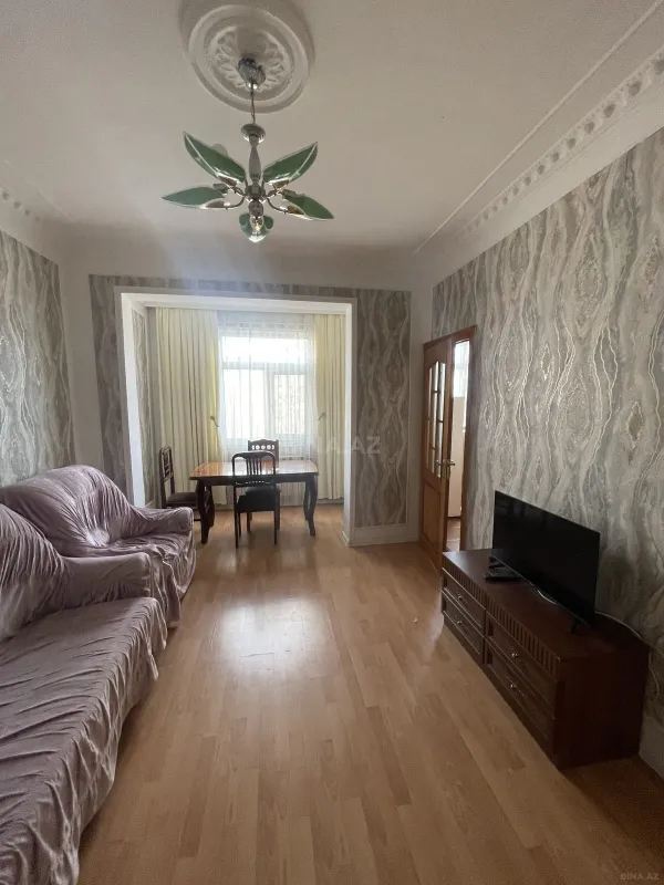 Kirayə verilir 2 otaqlı mənzil 50 m²