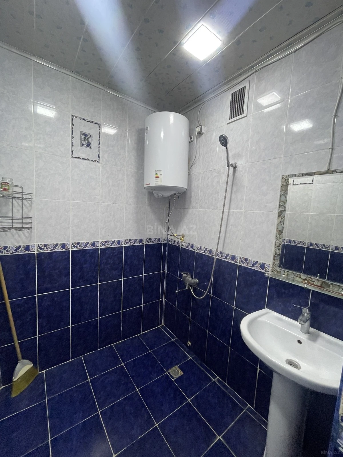 Kirayə verilir 2 otaqlı mənzil 50 m²