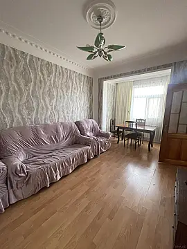 Kirayə verilir 2 otaqlı mənzil 50 m²