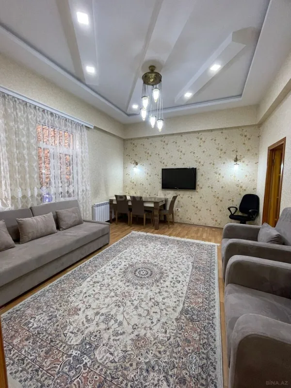 Kirayə verilir 6 otaqlı həyət evi 250 m²