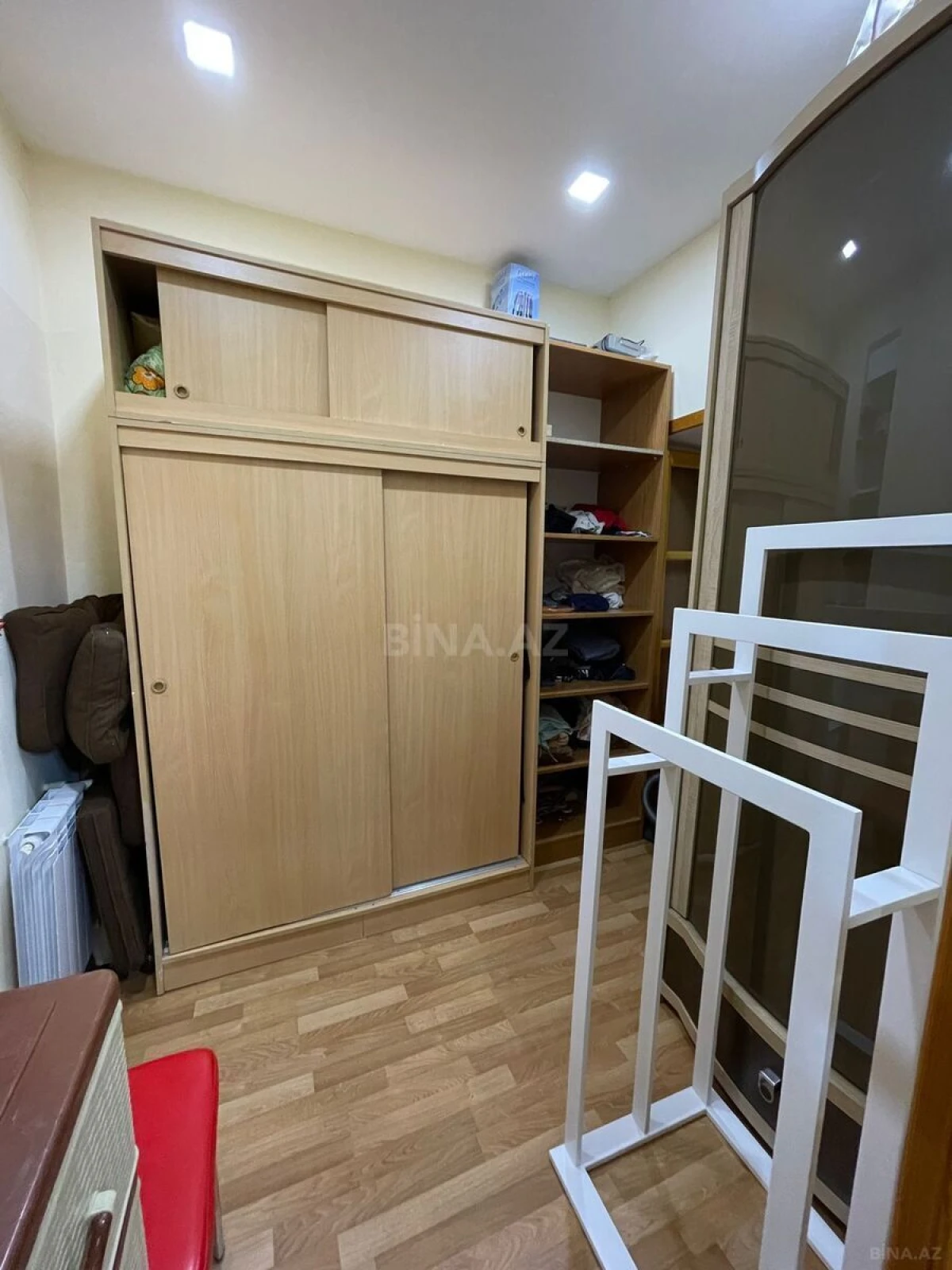 Kirayə verilir 6 otaqlı həyət evi 250 m²