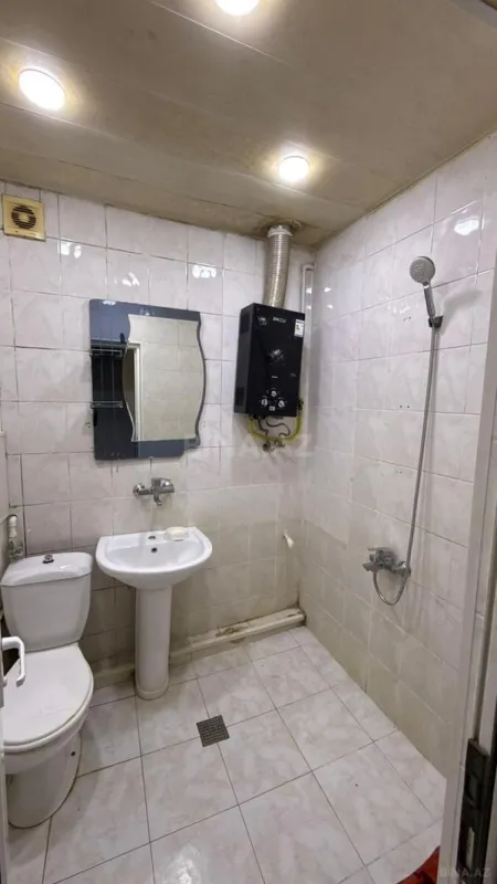 Kirayə verilir 2 otaqlı mənzil 53 m²