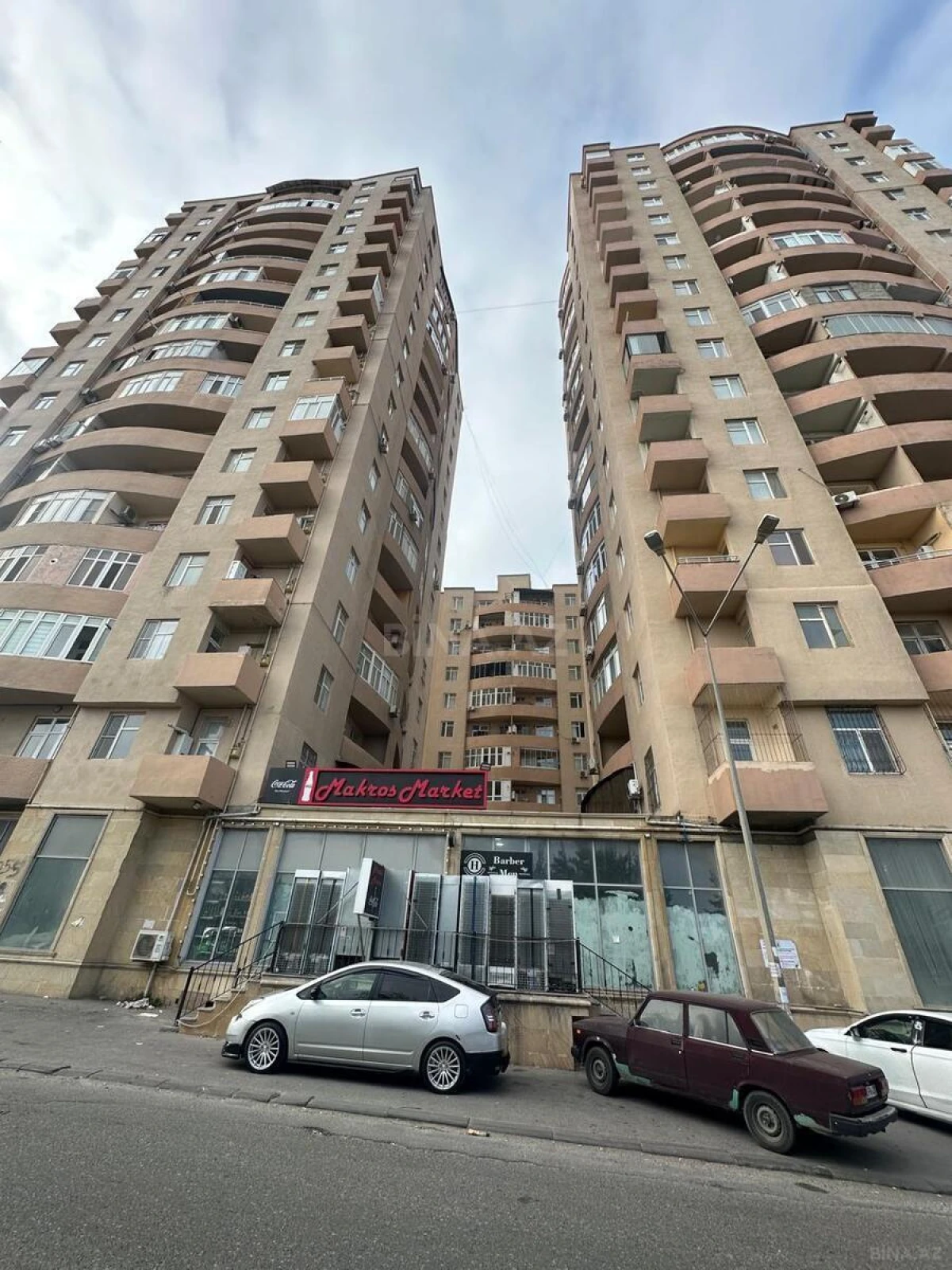Satılır 2 otaqlı mənzil 50 m²